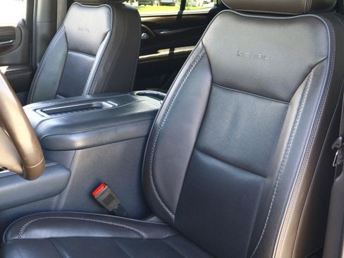 Used 2021 GMC Yukon Denali RWD image 14