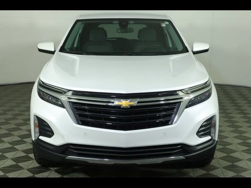 Used 2024 Chevrolet Equinox LT AWD/4WD image 39