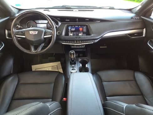 Used 2021 Cadillac XT4 Premium Luxury w/ Sun And Sound Package AWD/4WD image 32