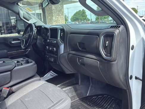 Used 2022 Chevrolet Silverado 2500 LT w/ Convenience Package AWD/4WD image 16