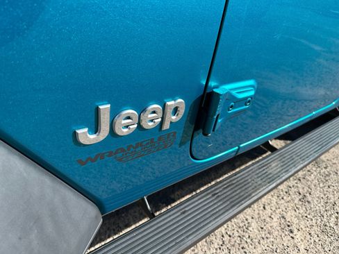 Used 2020 Jeep Wrangler Unlimited Sport S image 23