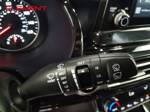 Used 2021 Kia Seltos EX image 18