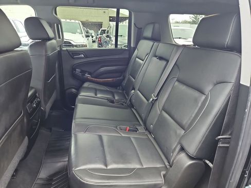 Used 2020 Chevrolet Suburban Premier w/ Max Trailering Package AWD/4WD image 14