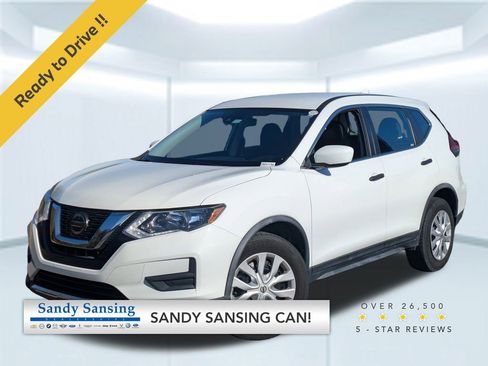 Used 2020 Nissan Rogue S image 1