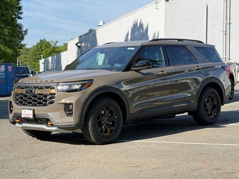 New 2026 Ford Explorer Tremor AWD/4WD image 3