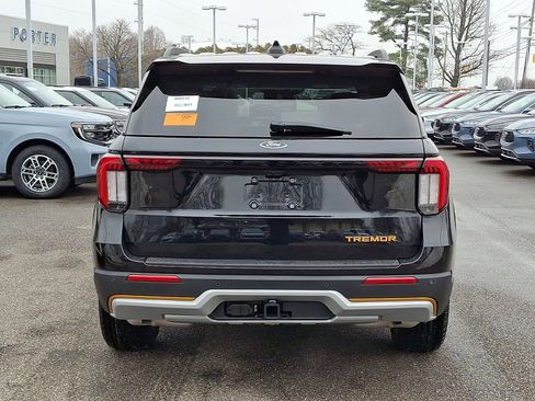 New 2026 Ford Explorer Tremor image 5
