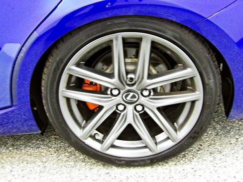 Used 2017 Lexus IS 200t F Sport w/ F Sport Package RWD image 19