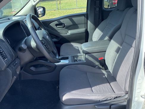 Used 2022 Nissan Frontier S image 21