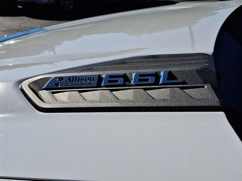 Used 2025 Chevrolet Silverado 2500 LT w/ Convenience Package AWD/4WD image 28