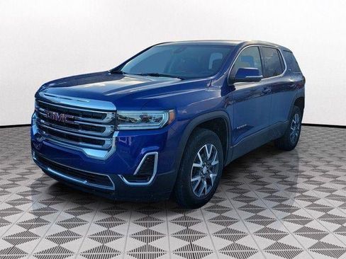 Used 2023 GMC Acadia SLE FWD image 3