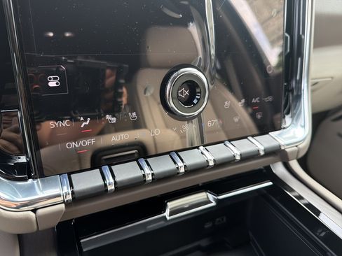 New 2026 GMC Yukon Denali RWD image 27