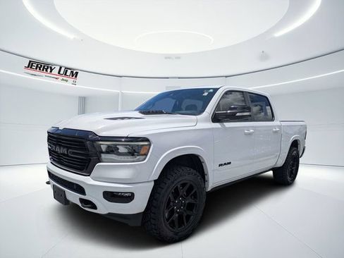 Used 2021 RAM 1500 Laramie AWD/4WD image 7