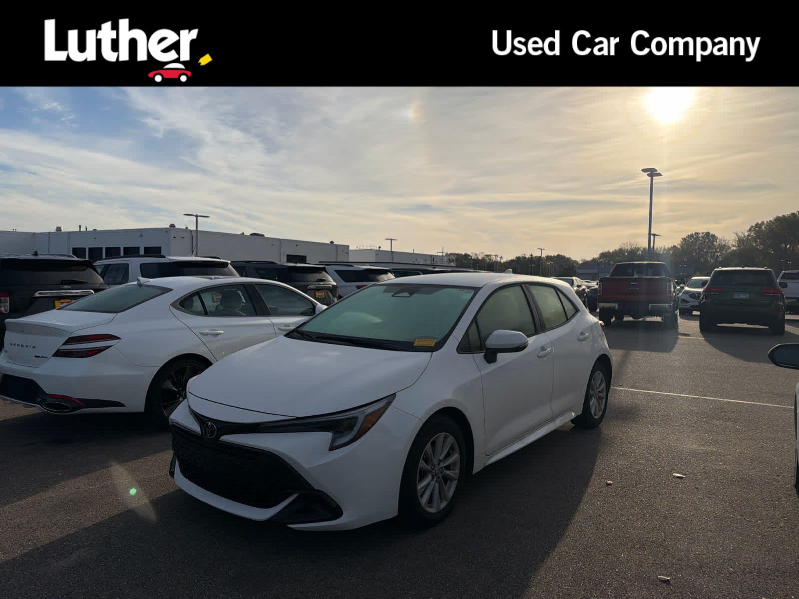 Used 2025 Toyota Corolla SE FWD image 1