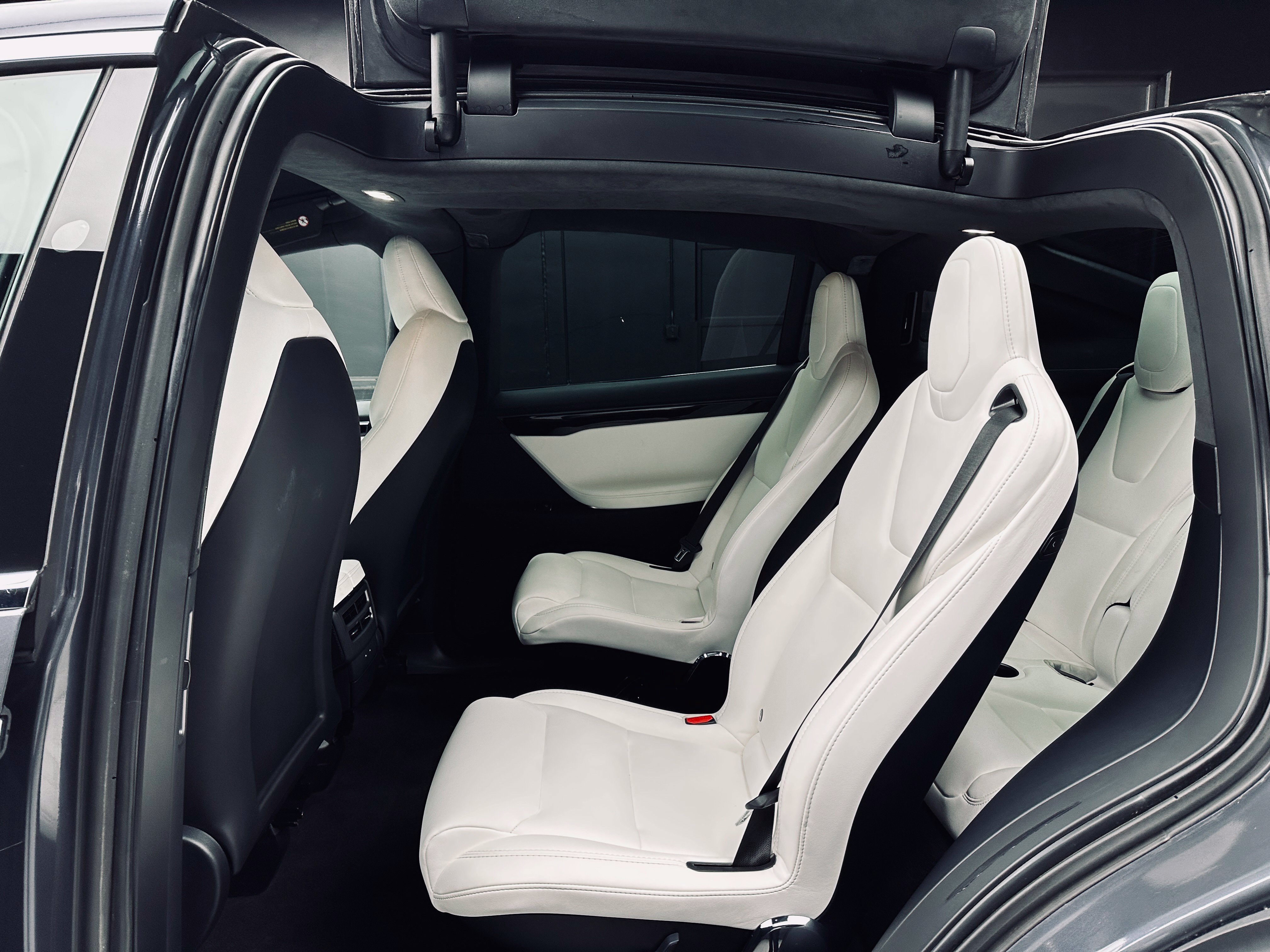 Used 2020 Tesla Model X Long Range AWD/4WD image 19