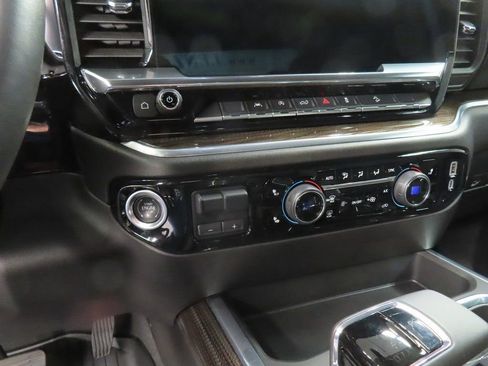 Used 2025 Chevrolet Silverado 1500 RST w/ Z71 Off-Road Package image 52