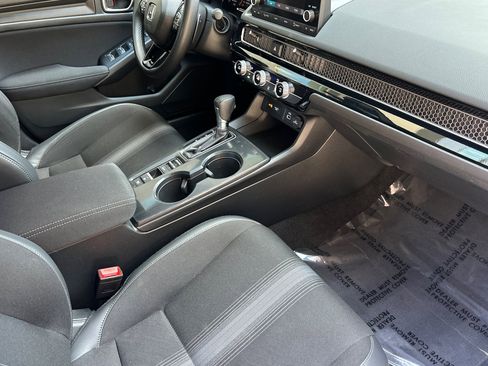 Used 2023 Honda Civic Sport image 15