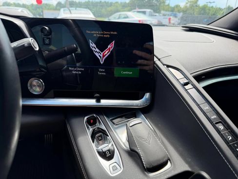 Used 2022 Chevrolet Corvette Stingray Coupe w/ Engine Appearance Package RWD image 10