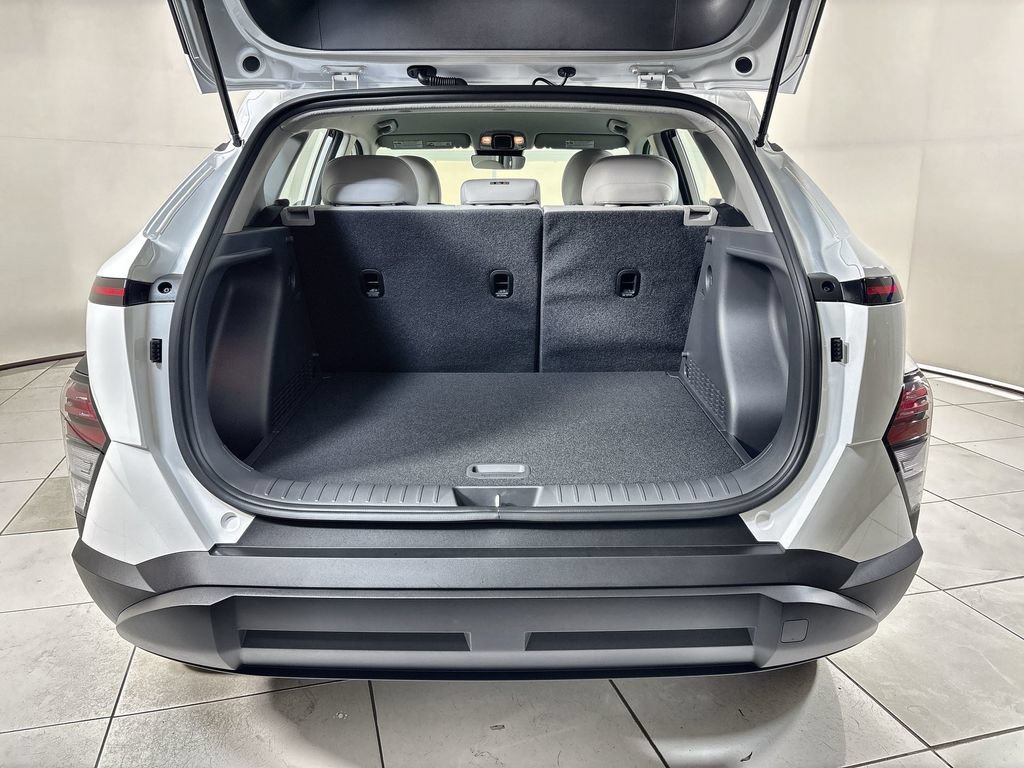Used 2026 Hyundai Kona SE FWD image 20