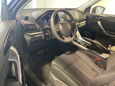 Used 2024 Mitsubishi Eclipse Cross LE AWD/4WD image 6