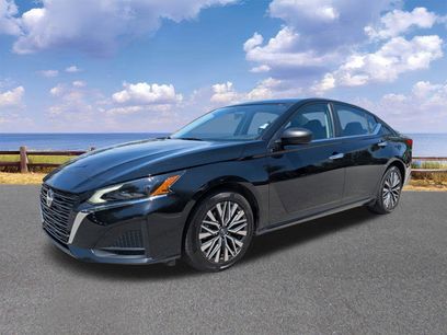 Used 2024 Nissan Altima 2.5 SV