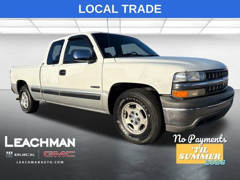 Used 2000 Chevrolet Silverado 1500 LS image 1
