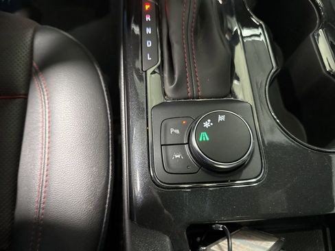 Used 2025 Chevrolet Blazer RS image 42