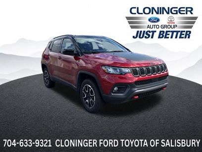 Used 2025 Jeep Compass Trailhawk