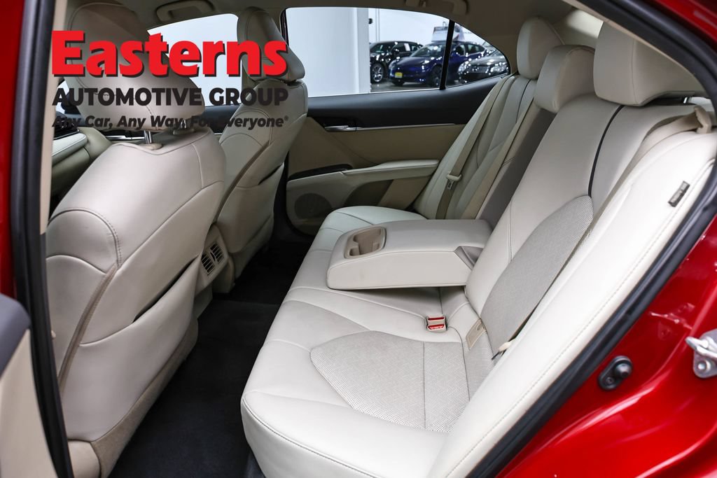 Used 2021 Toyota Camry XLE AWD/4WD image 23