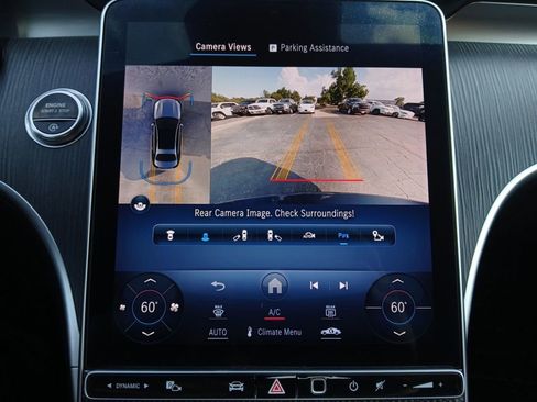 Used 2024 Mercedes-Benz C 300 Sedan image 9