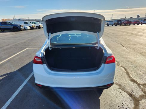 Used 2023 Chevrolet Malibu LT image 10