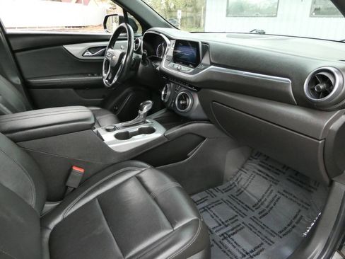 Used 2019 Chevrolet Blazer LT FWD image 28