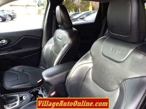 Used 2014 Jeep Cherokee Limited w/ Technology Group image 19