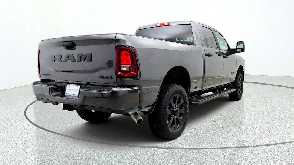 Used 2026 RAM 2500 Big Horn AWD/4WD image 4