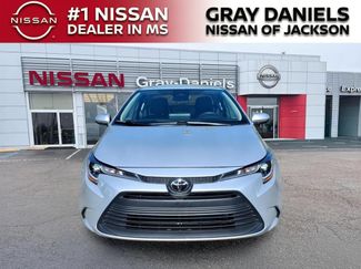 Used 2025 Toyota Corolla LE FWD video 2