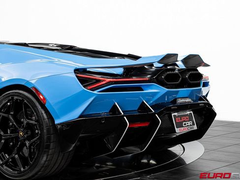 Used 2025 Lamborghini Revuelto AWD/4WD image 21