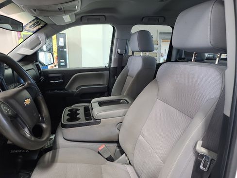 Used 2018 Chevrolet Silverado 1500 W/T w/ WT Convenience Package image 9