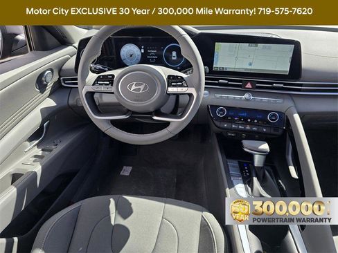 New 2026 Hyundai Elantra SEL Sport FWD image 10