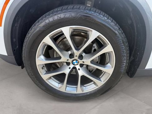 Used 2024 BMW X5 xDrive40i w/ Premium Package AWD/4WD image 14