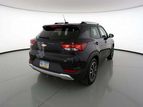 Used 2025 Chevrolet TrailBlazer LT FWD image 9