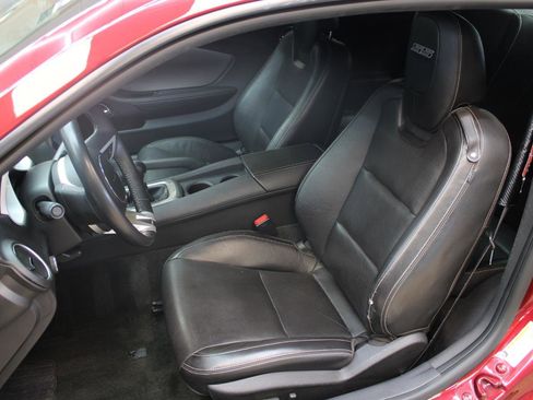 Used 2010 Chevrolet Camaro SS w/ LPO, Ground Effects Package image 34