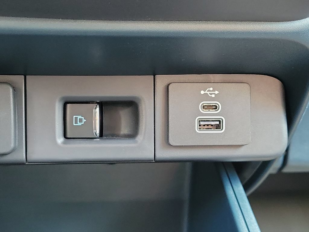 New 2026 Ford Maverick Tremor AWD/4WD image 24