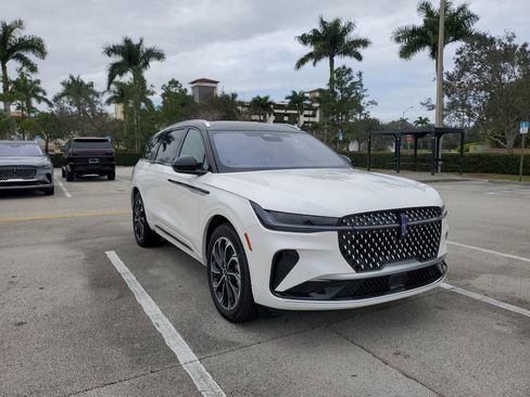 New 2026 Lincoln Nautilus Reserve AWD/4WD image 31