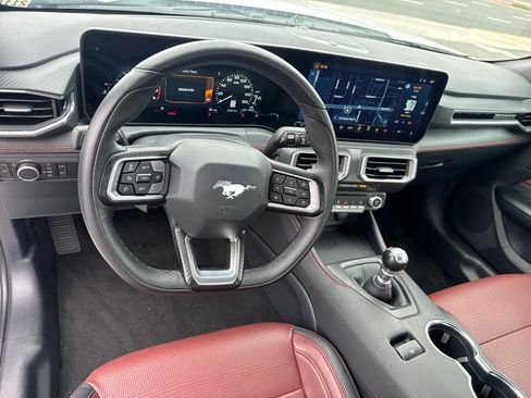 Used 2025 Ford Mustang GT Premium RWD image 10