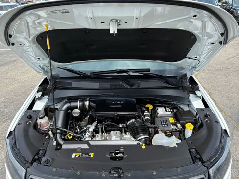 Used 2025 Jeep Compass Trailhawk image 32