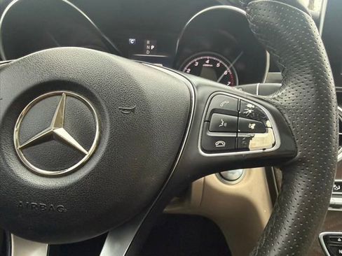 Used 2018 Mercedes-Benz C 300 Sedan image 23