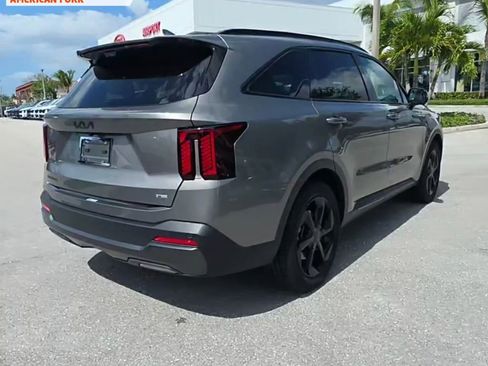 Used 2026 Kia Sorento SX Prestige AWD/4WD image 8