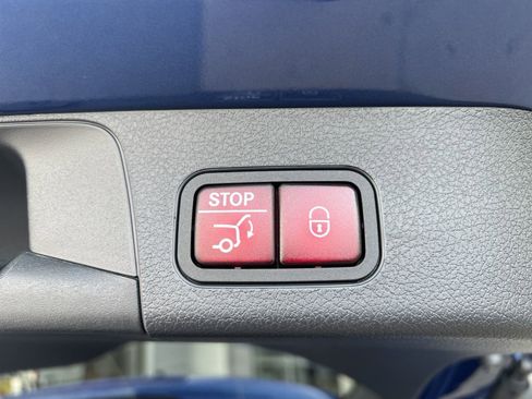 Certified 2024 Mercedes-Benz GLB 250 image 15