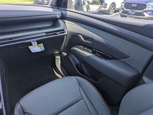 New 2025 Hyundai Santa Cruz Limited image 17