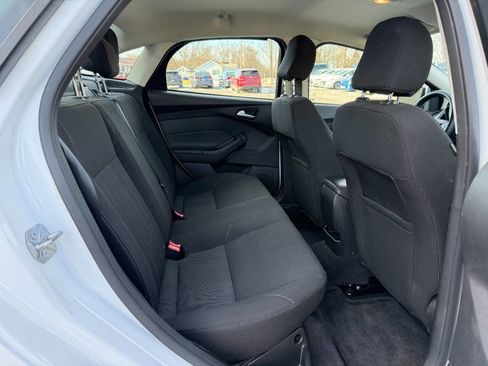 Used 2017 Ford Focus SE image 14