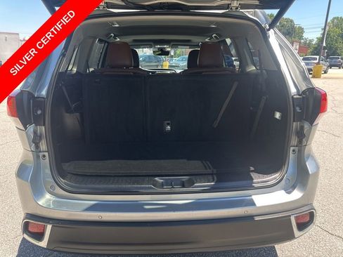 Used 2019 Toyota Highlander Limited AWD/4WD image 9